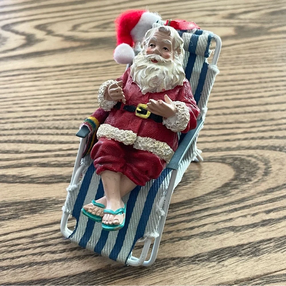 Vintage Santa Claus on Beach Chair on Vacation‎ Ornament Christmas